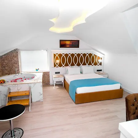 Ocean Blue High Class Hotel & Spa-3